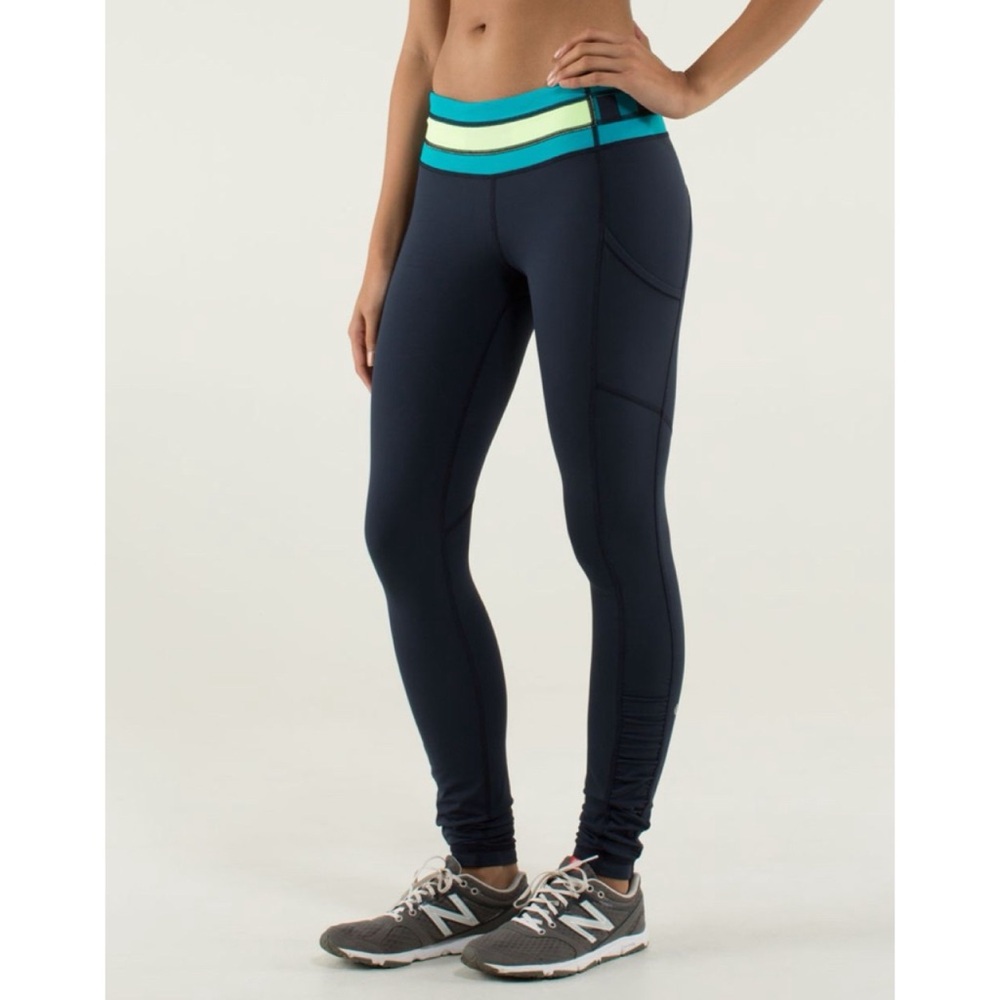 Lululemon Speed Tight *Brushed Interlock Inkwell / Quilt Winter 13-27 4 - Picture 3 of 10